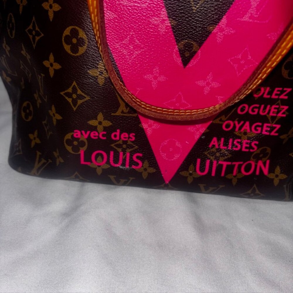 Louis Vuitton Neverfull MM Monogram V Grenade Tote - Picture 2 of 13